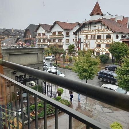 Hotel Laghetto Stilo Borges Γκραμάντο Εξωτερικό φωτογραφία The town hall in Laon-sur-Semois