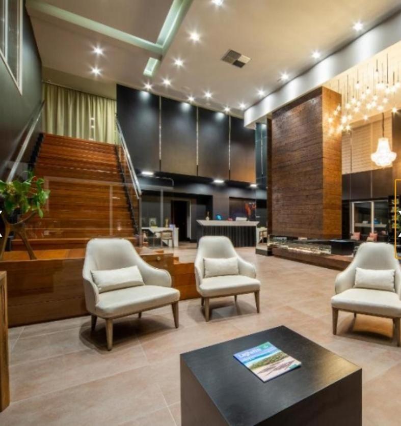 Hotel Laghetto Stilo Borges Γκραμάντο Εξωτερικό φωτογραφία The lobby of the hotel