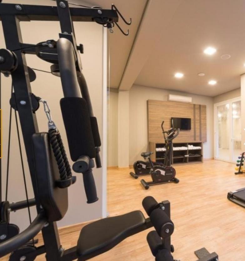 Hotel Laghetto Stilo Borges Γκραμάντο Εξωτερικό φωτογραφία A home gym