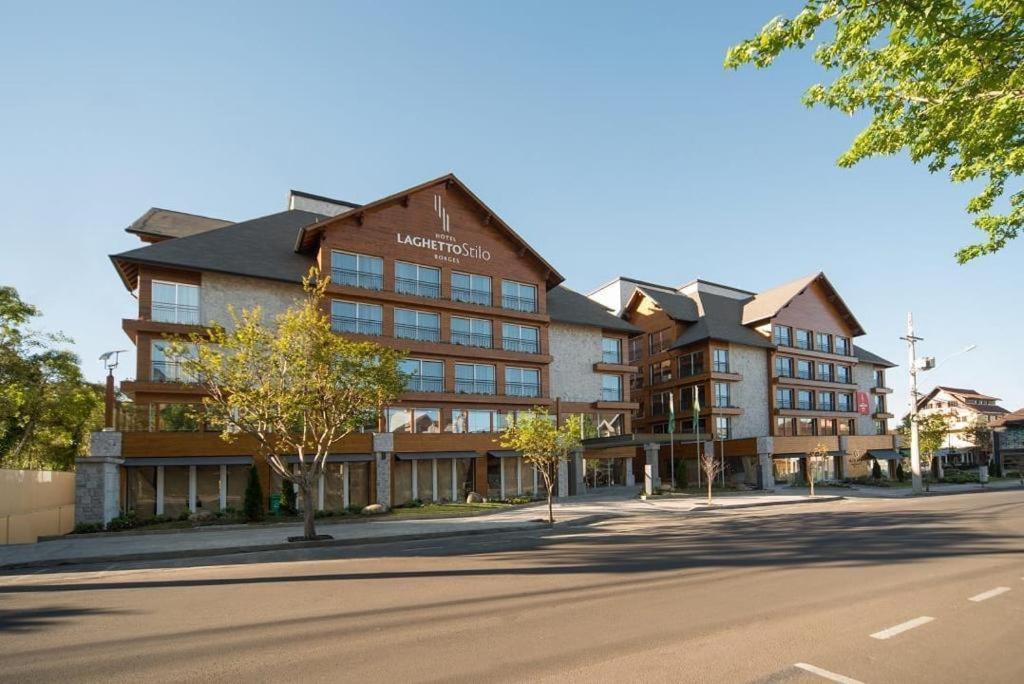 Hotel Laghetto Stilo Borges Γκραμάντο Εξωτερικό φωτογραφία The Lake Travis Hotel